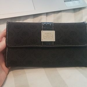 Liz Claiborne wallet Clutch black